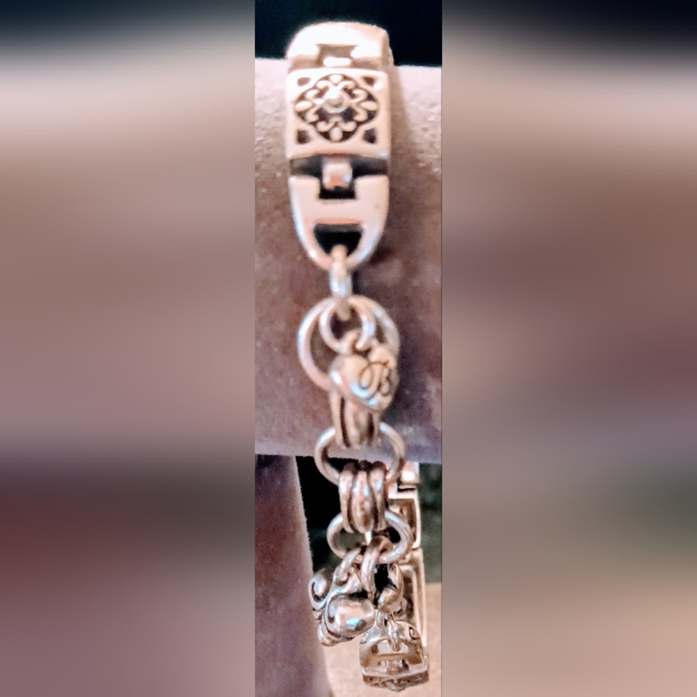 Brighton Silvertone Heart design pattern bar charm design bracelet.